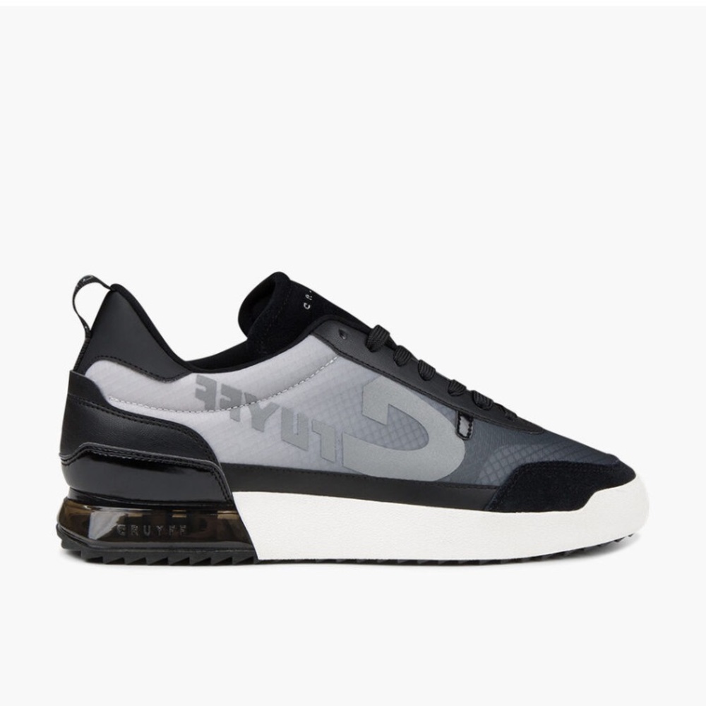 Bought size 43 thinking they would fit like a 9.5.  Too snug on my feet.